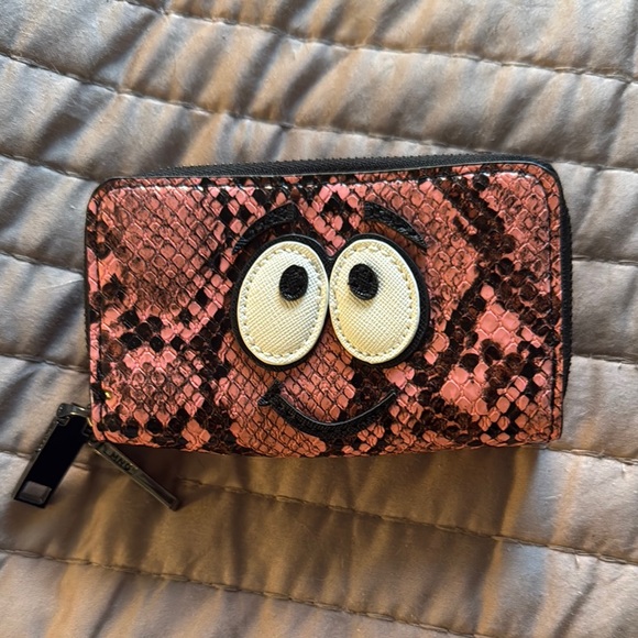 💳 FAUX SNAKESKIN PRINT WALLET 💳 - Picture 1 of 2